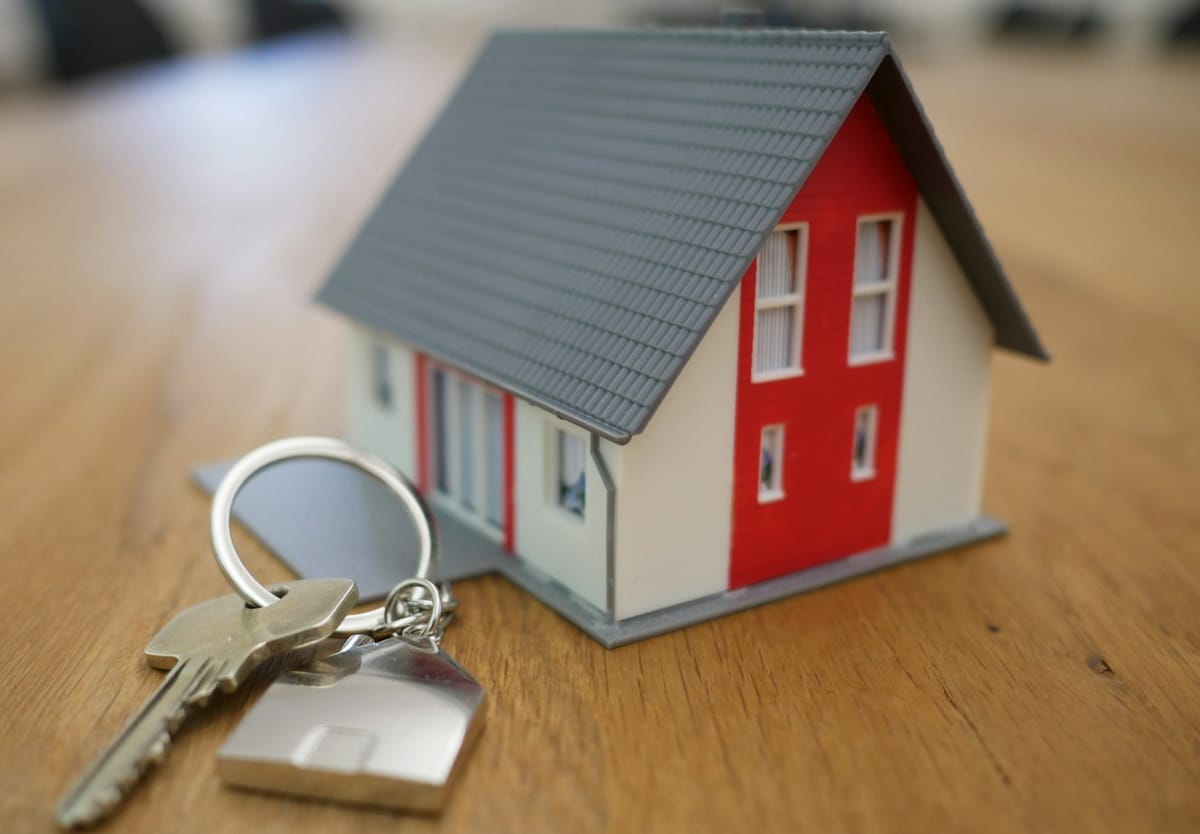 $7M Lost Annually in Florida due to Real Estate Scams: Can Miami Residents Protect Themselves?